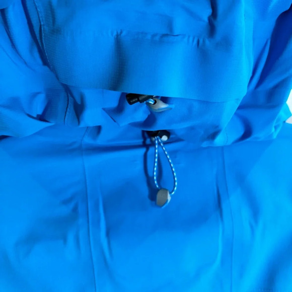 LAND’S END Sz XL Petite Zip Up Venting Drawstrings Hooded Windbreaker Jacket - Picture 10 of 14